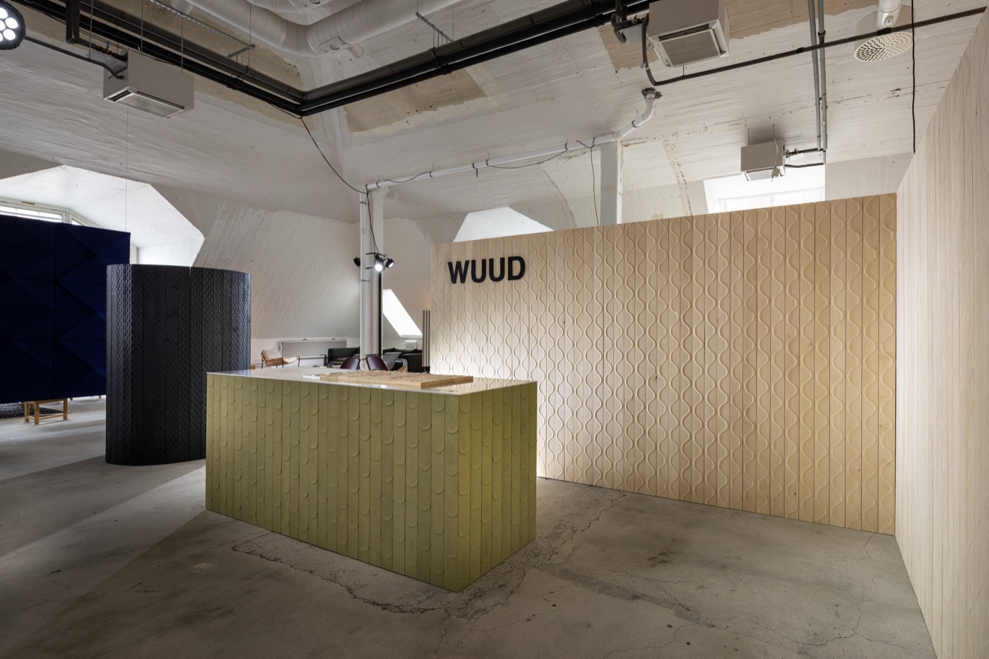Wuud embossed wooden cladding